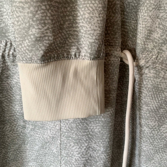 Athleta Zuma Printed Shirtdress - Gray - Picture 4 of 7